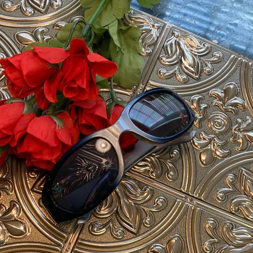 🌹OFFICIAL DISNEY • Kids Black Sunglasses with Polarized Dark Lenses